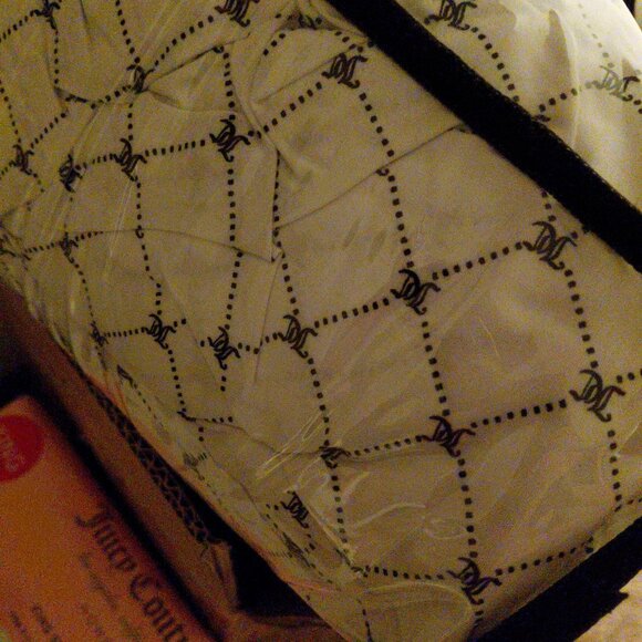 King Juicy Couture Sheets - Picture 1 of 1